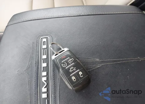 2020 Ram 1500 Limited 4X4 6'4 Box z USA, uszkodzony, nr VIN 1C6SRFPT0LN110515